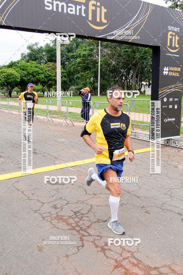 Compre suas fotos do eventoCorra com a Smart Fit no Fotop