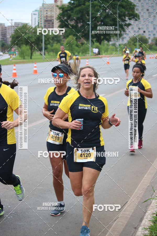 Buy your photos of the eventCorra com a Smart Fit on Fotop