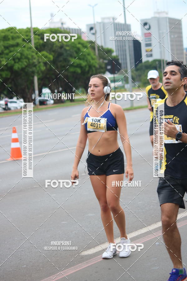 Buy your photos of the eventCorra com a Smart Fit on Fotop