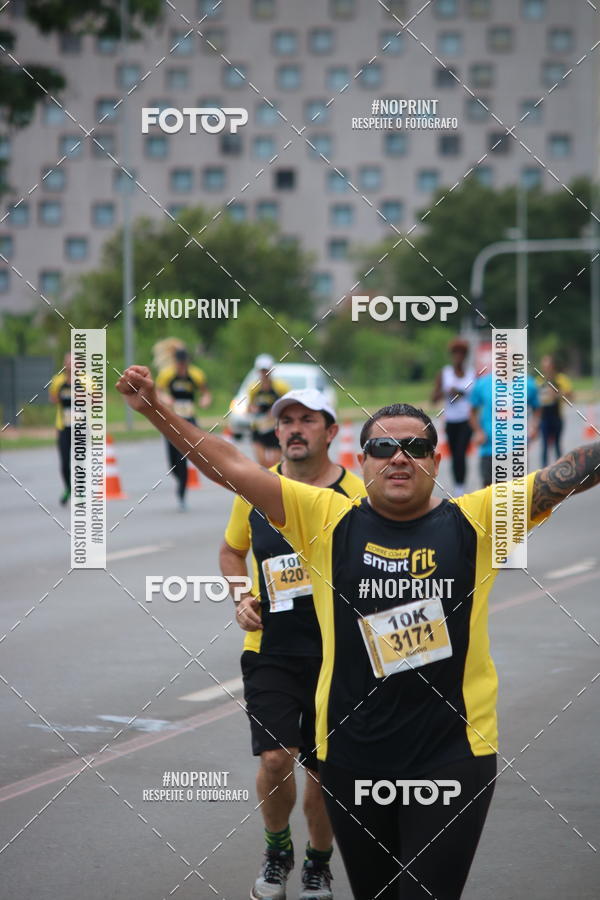 Buy your photos of the eventCorra com a Smart Fit on Fotop