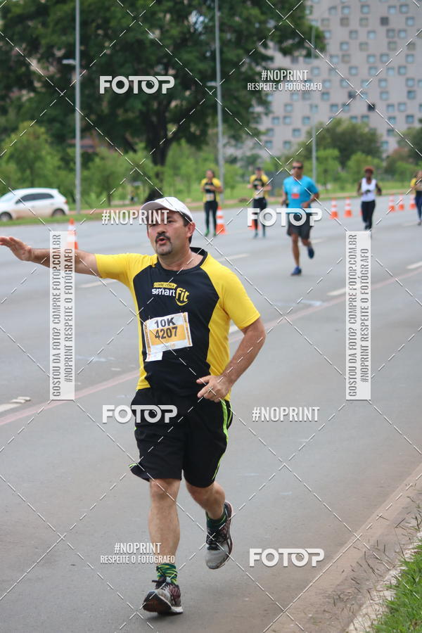 Buy your photos of the eventCorra com a Smart Fit on Fotop