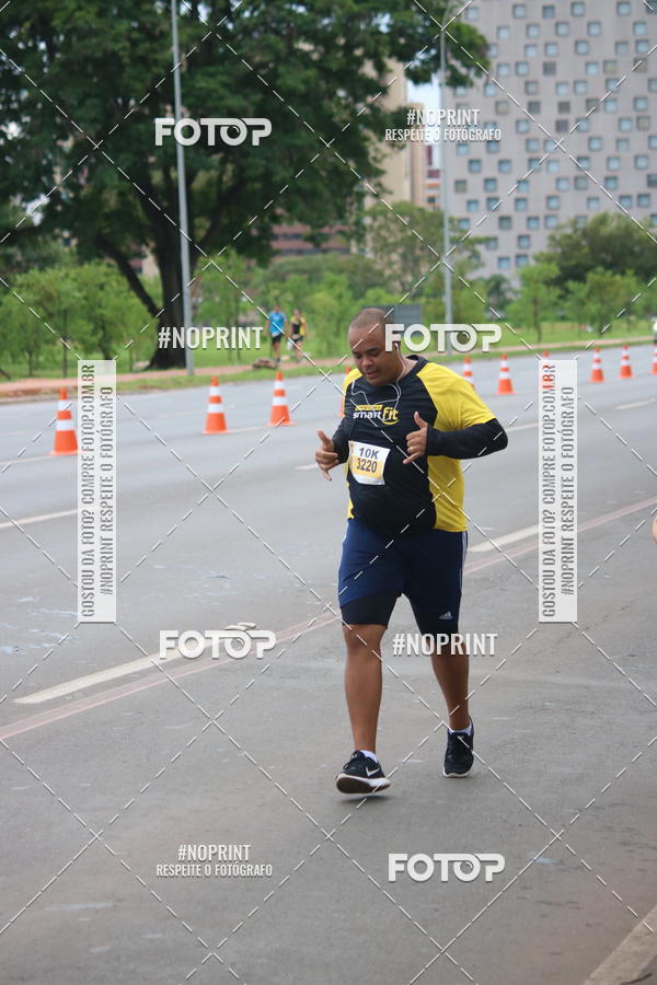 Buy your photos of the eventCorra com a Smart Fit on Fotop