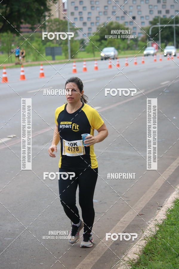 Buy your photos of the eventCorra com a Smart Fit on Fotop