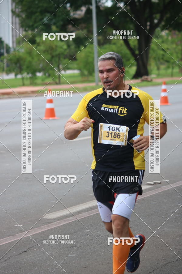 Buy your photos of the eventCorra com a Smart Fit on Fotop