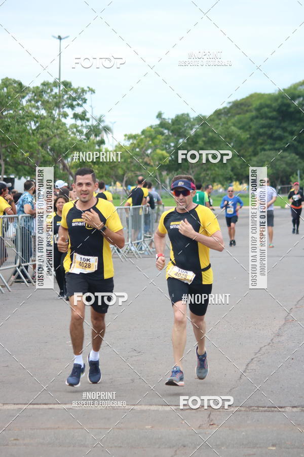 Buy your photos of the eventCorra com a Smart Fit on Fotop