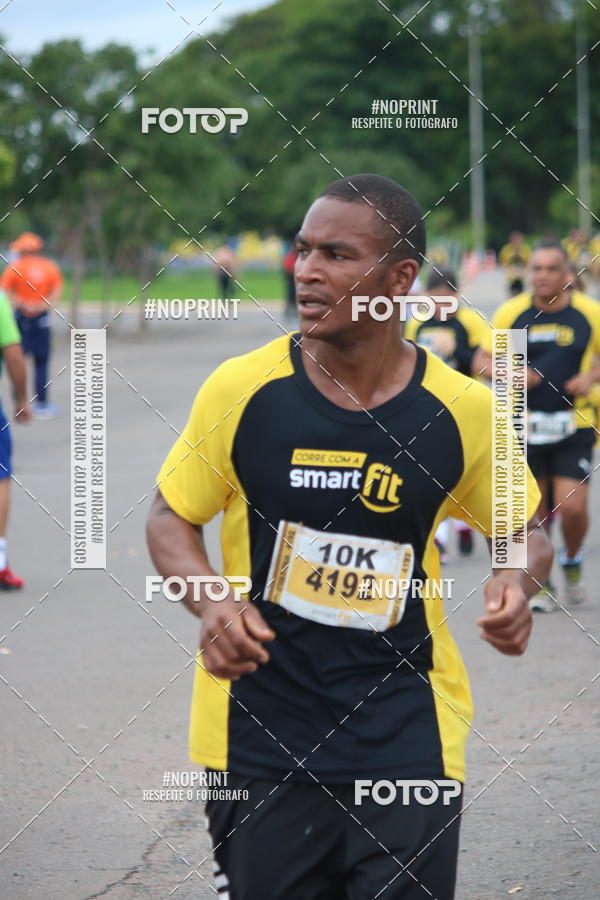 Buy your photos of the eventCorra com a Smart Fit on Fotop