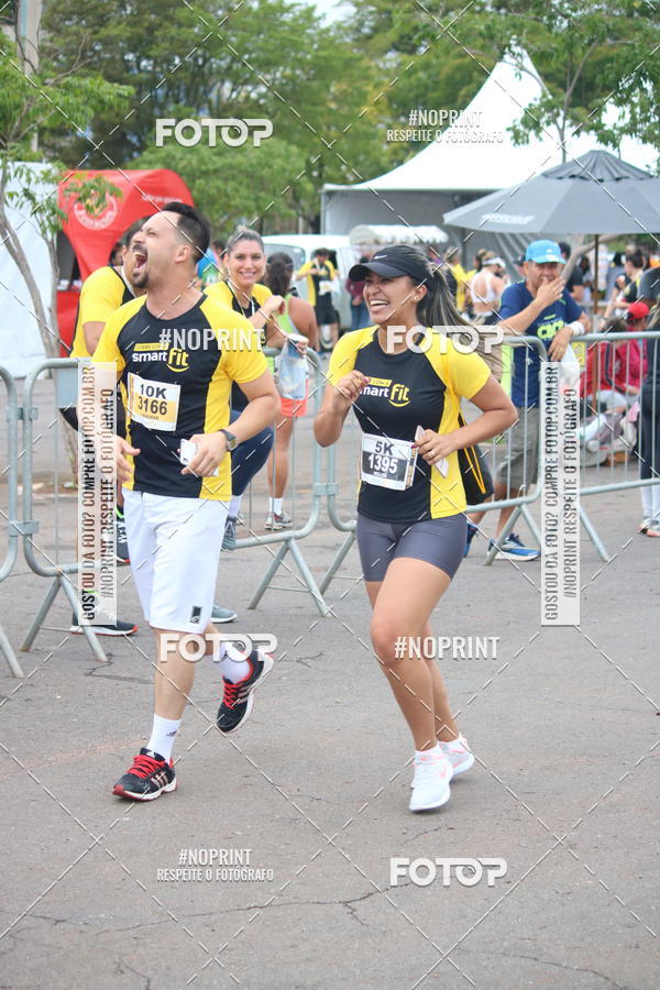 Buy your photos of the eventCorra com a Smart Fit on Fotop