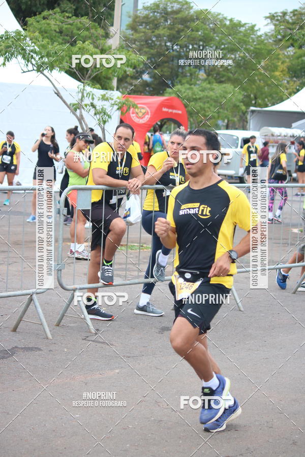 Buy your photos of the eventCorra com a Smart Fit on Fotop