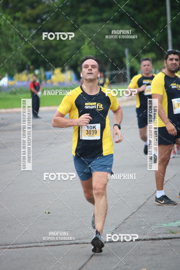 Buy your photos of the eventCorra com a Smart Fit on Fotop