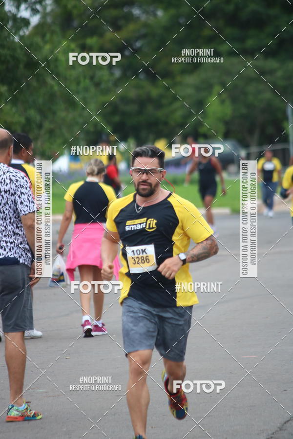 Buy your photos of the eventCorra com a Smart Fit on Fotop