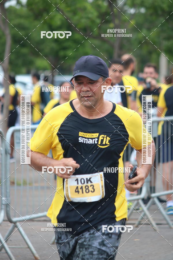 Buy your photos of the eventCorra com a Smart Fit on Fotop