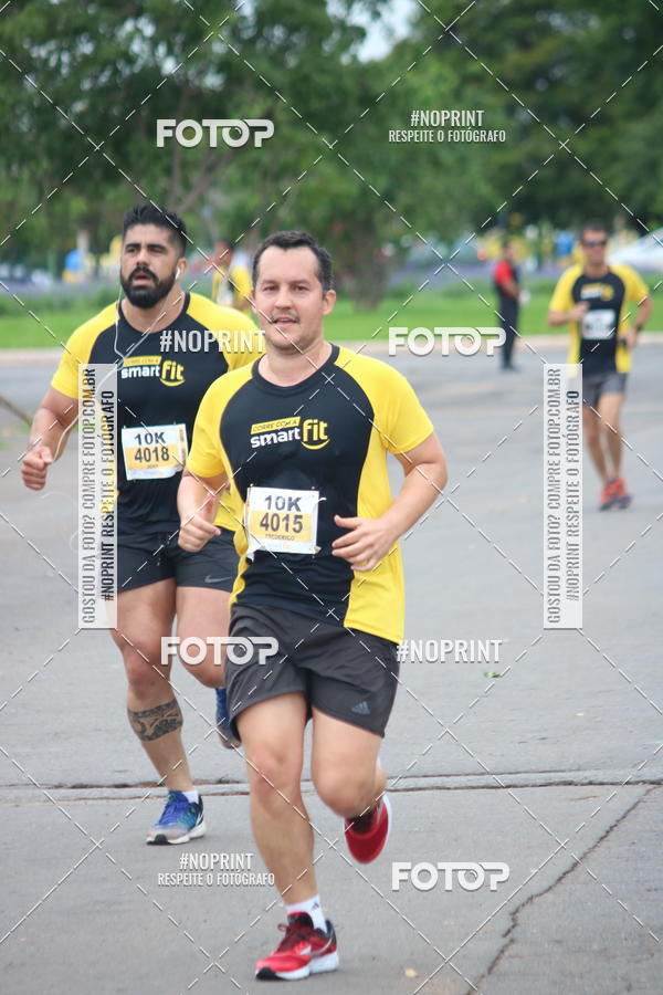 Buy your photos of the eventCorra com a Smart Fit on Fotop