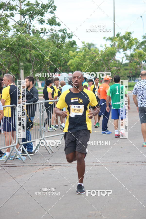 Buy your photos of the eventCorra com a Smart Fit on Fotop