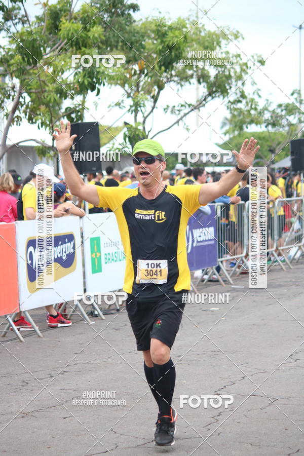 Buy your photos of the eventCorra com a Smart Fit on Fotop