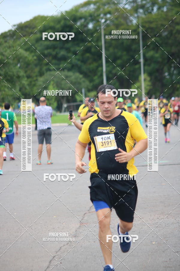 Buy your photos of the eventCorra com a Smart Fit on Fotop