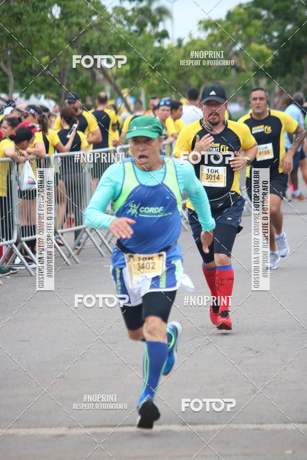 Buy your photos of the eventCorra com a Smart Fit on Fotop