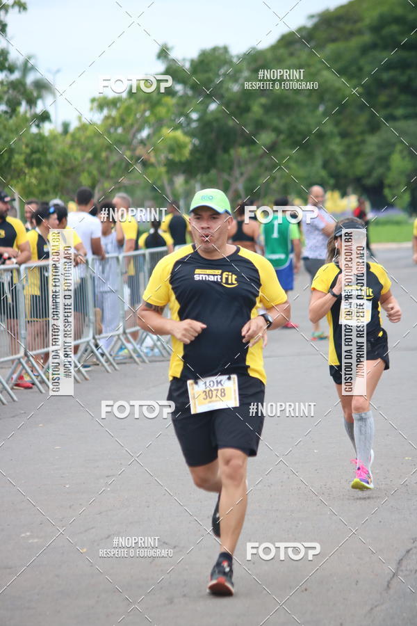 Buy your photos of the eventCorra com a Smart Fit on Fotop