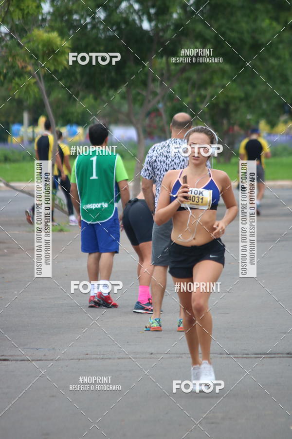 Buy your photos of the eventCorra com a Smart Fit on Fotop