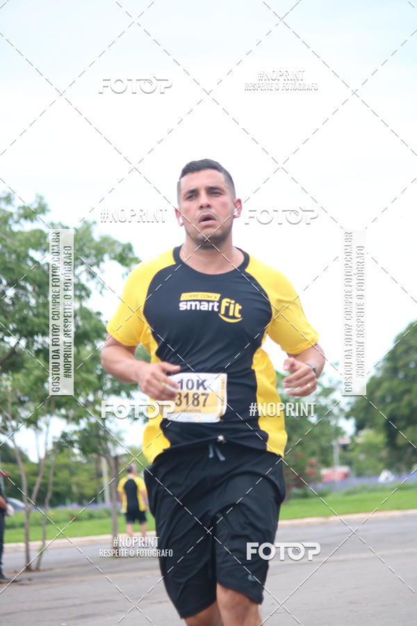 Buy your photos of the eventCorra com a Smart Fit on Fotop