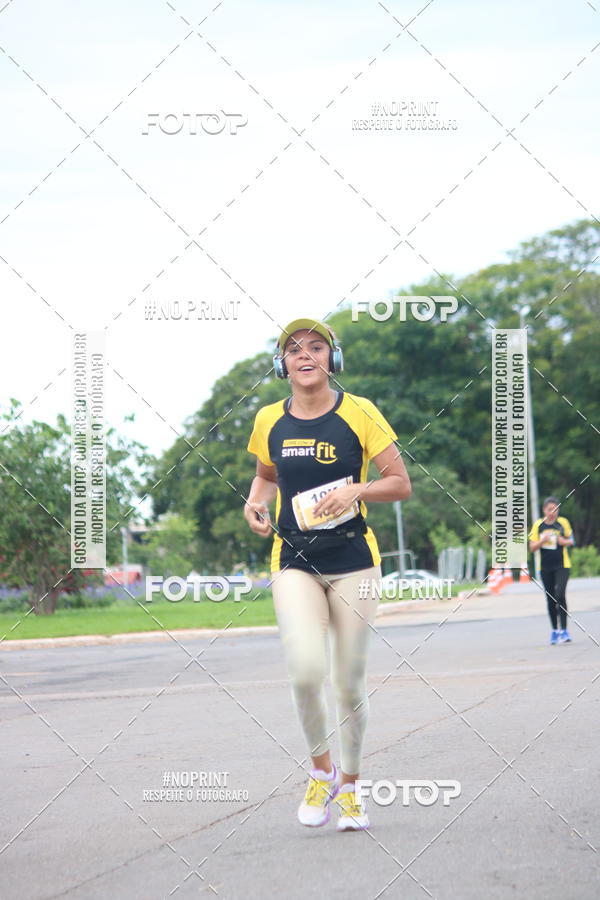 Buy your photos of the eventCorra com a Smart Fit on Fotop