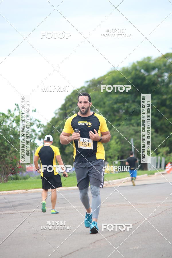 Buy your photos of the eventCorra com a Smart Fit on Fotop