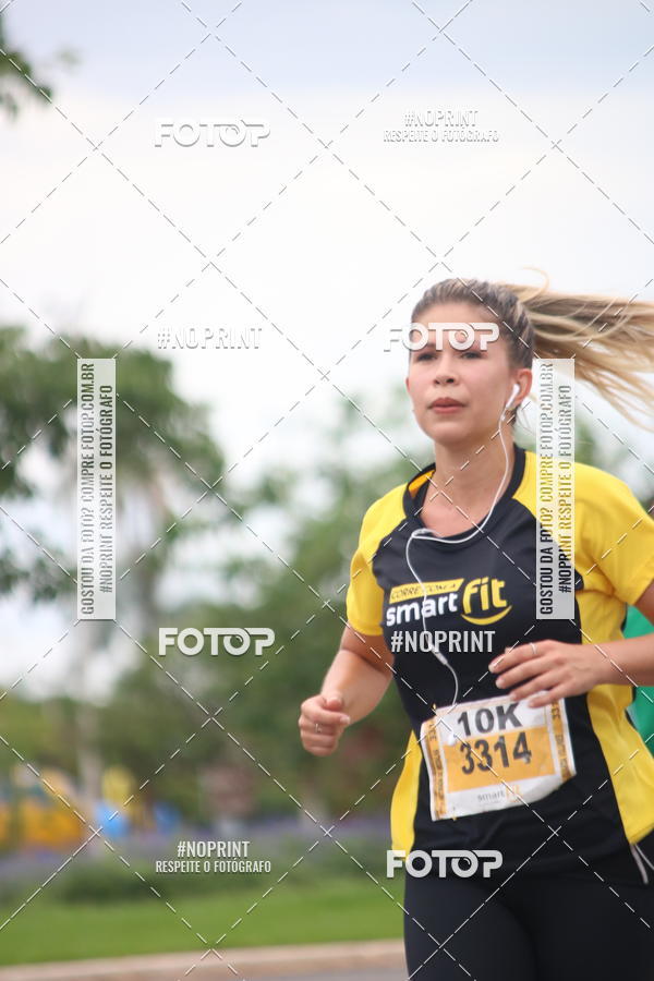 Buy your photos of the eventCorra com a Smart Fit on Fotop