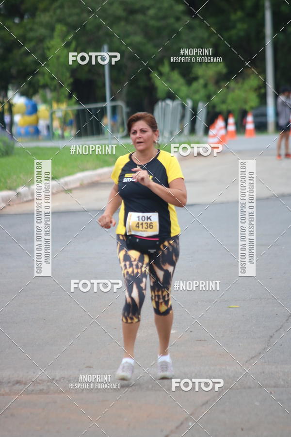 Buy your photos of the eventCorra com a Smart Fit on Fotop