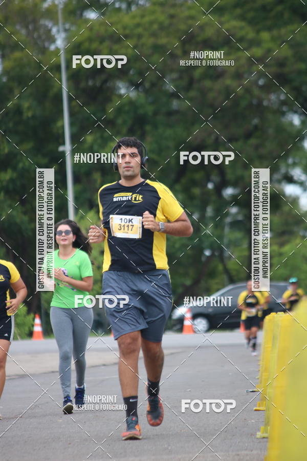 Buy your photos of the eventCorra com a Smart Fit on Fotop