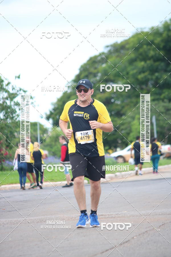 Buy your photos of the eventCorra com a Smart Fit on Fotop