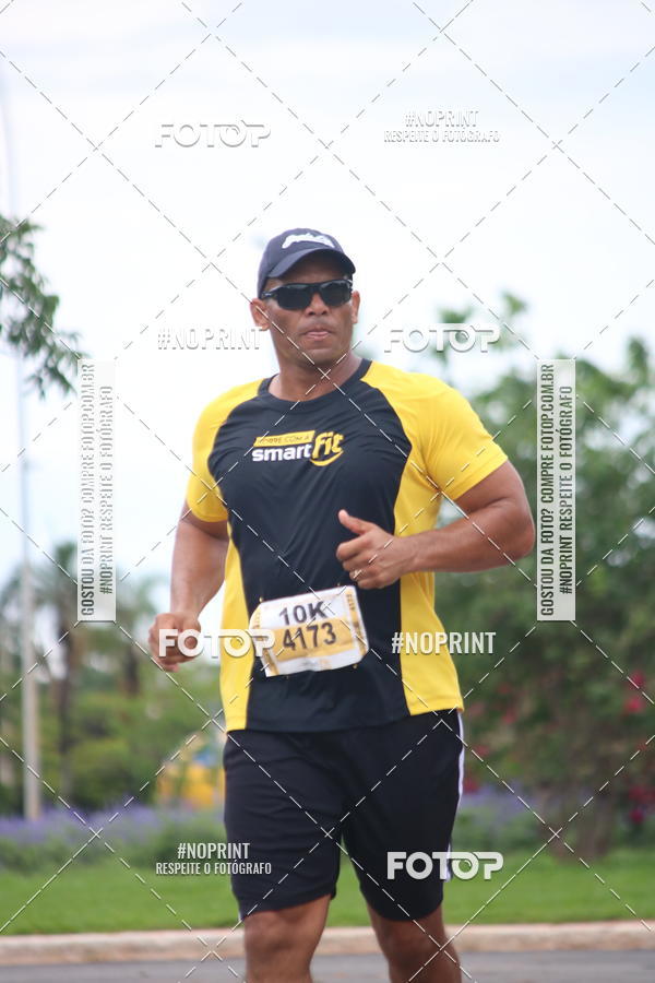 Buy your photos of the eventCorra com a Smart Fit on Fotop