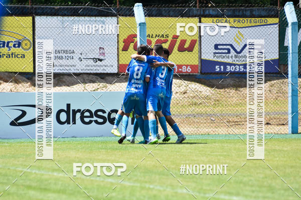 Buy your photos of the eventESTADUAL GAUCH�O SUB-15 ESPORTE CLUBE NOVO HAMBURGO X JUVENTUDE on Fotop