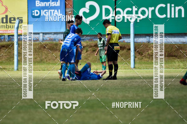 Buy your photos of the eventESTADUAL GAUCH�O SUB-15 ESPORTE CLUBE NOVO HAMBURGO X JUVENTUDE on Fotop