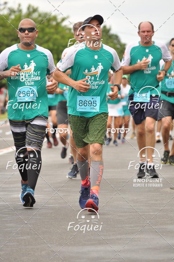 Buy your photos of the event8 Corrida da Vale on Fotop