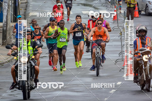 Acquista le foto dell'eventoSantander Track&Field Run Series - Shopping da Bahia in Fotop