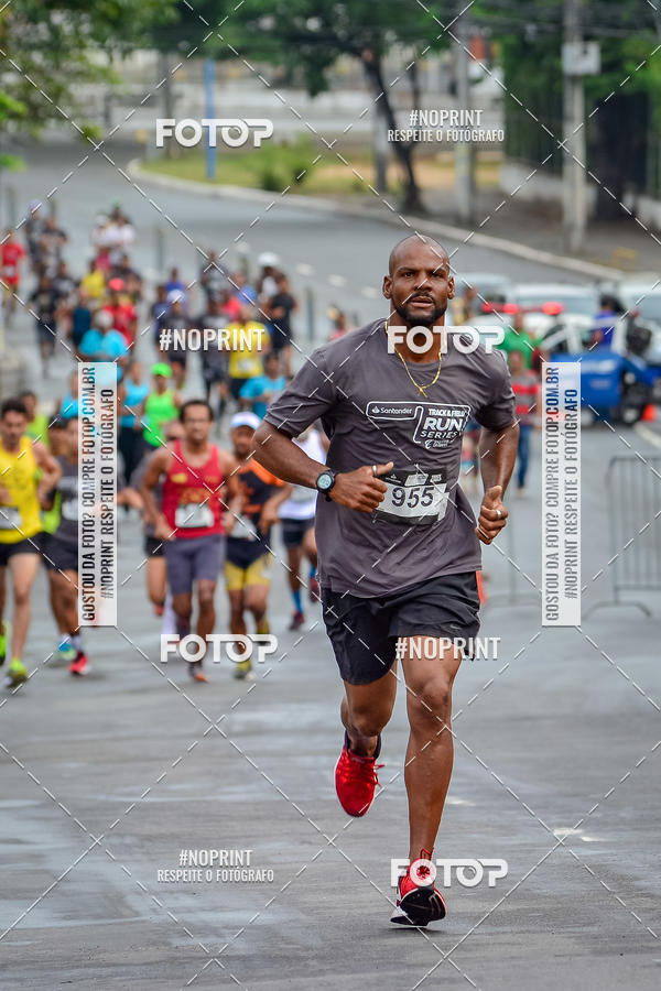 Acquista le foto dell'eventoSantander Track&Field Run Series - Shopping da Bahia in Fotop