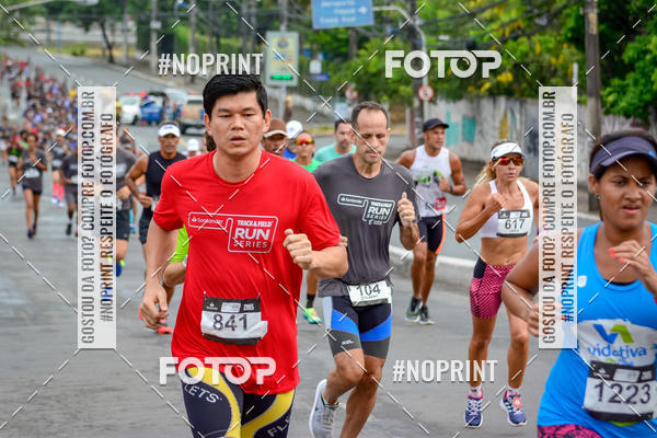Compre as suas fotos do eventoSantander Track&Field Run Series - Shopping da Bahia no Fotop