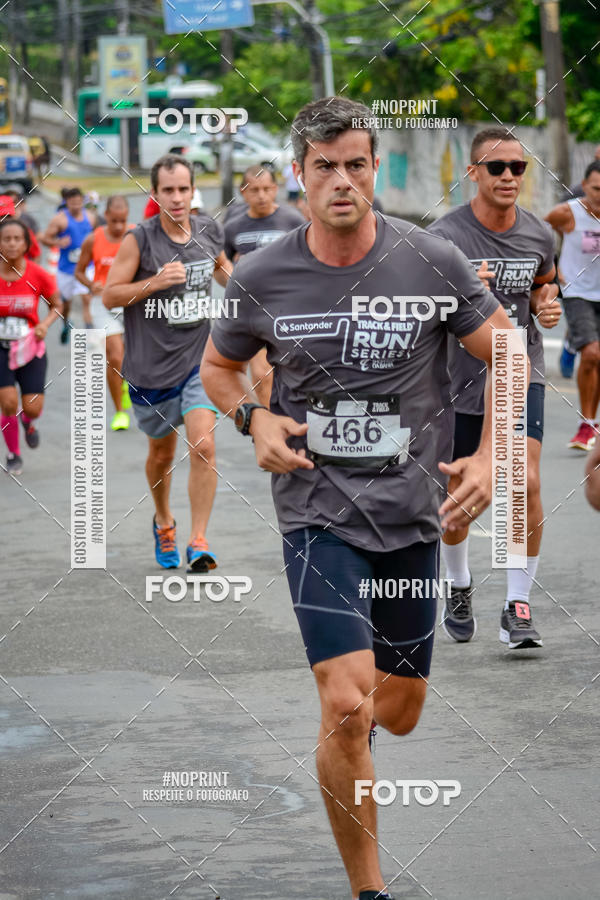 Acquista le foto dell'eventoSantander Track&Field Run Series - Shopping da Bahia in Fotop