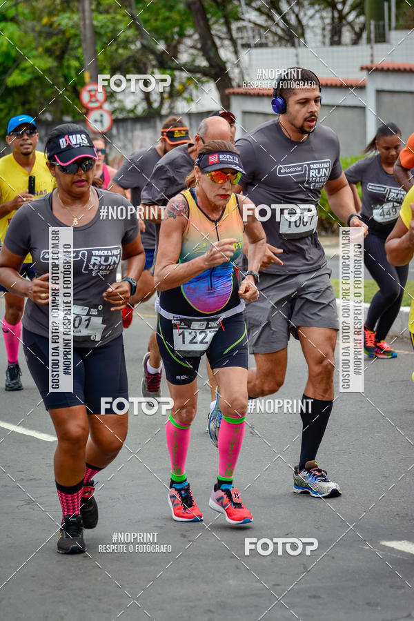 Acquista le foto dell'eventoSantander Track&Field Run Series - Shopping da Bahia in Fotop