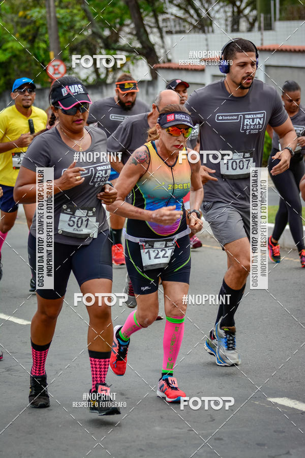 Acquista le foto dell'eventoSantander Track&Field Run Series - Shopping da Bahia in Fotop