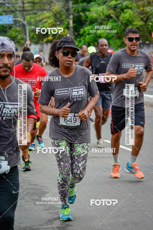 Buy your photos of the eventSantander Track&Field Run Series - Shopping da Bahia on Fotop