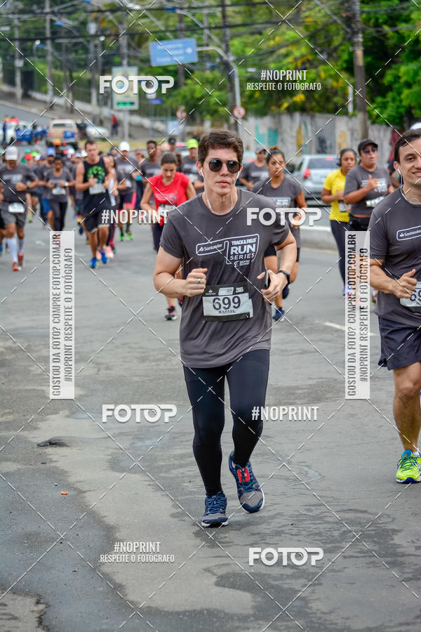 Buy your photos of the eventSantander Track&Field Run Series - Shopping da Bahia on Fotop