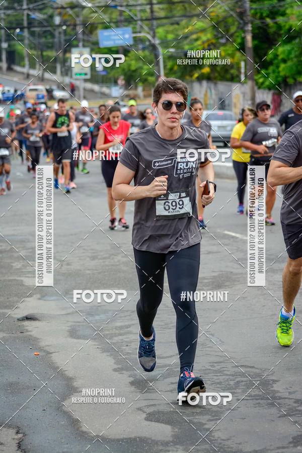 Buy your photos of the eventSantander Track&Field Run Series - Shopping da Bahia on Fotop