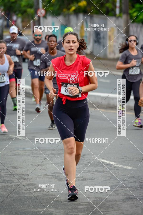 Buy your photos of the eventSantander Track&Field Run Series - Shopping da Bahia on Fotop