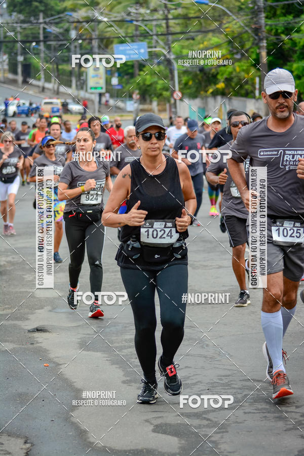 Buy your photos of the eventSantander Track&Field Run Series - Shopping da Bahia on Fotop