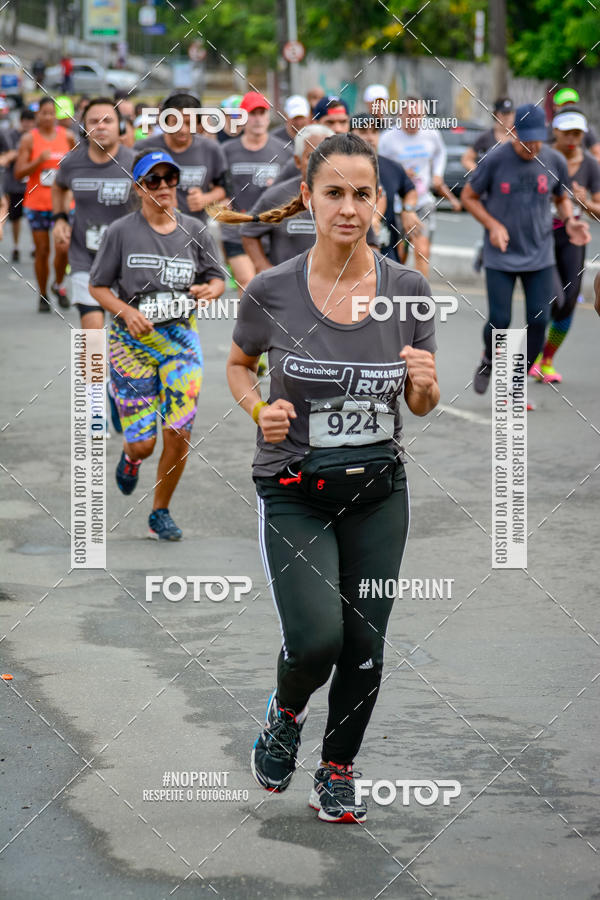 Buy your photos of the eventSantander Track&Field Run Series - Shopping da Bahia on Fotop