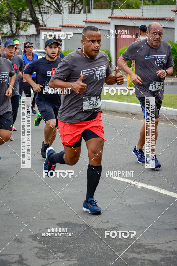 Buy your photos of the eventSantander Track&Field Run Series - Shopping da Bahia on Fotop