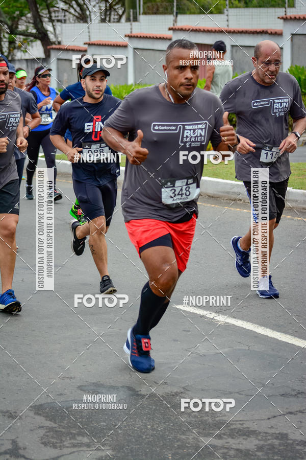 Buy your photos of the eventSantander Track&Field Run Series - Shopping da Bahia on Fotop