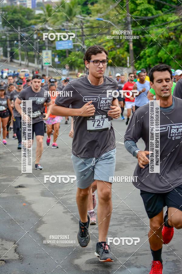 Buy your photos of the eventSantander Track&Field Run Series - Shopping da Bahia on Fotop