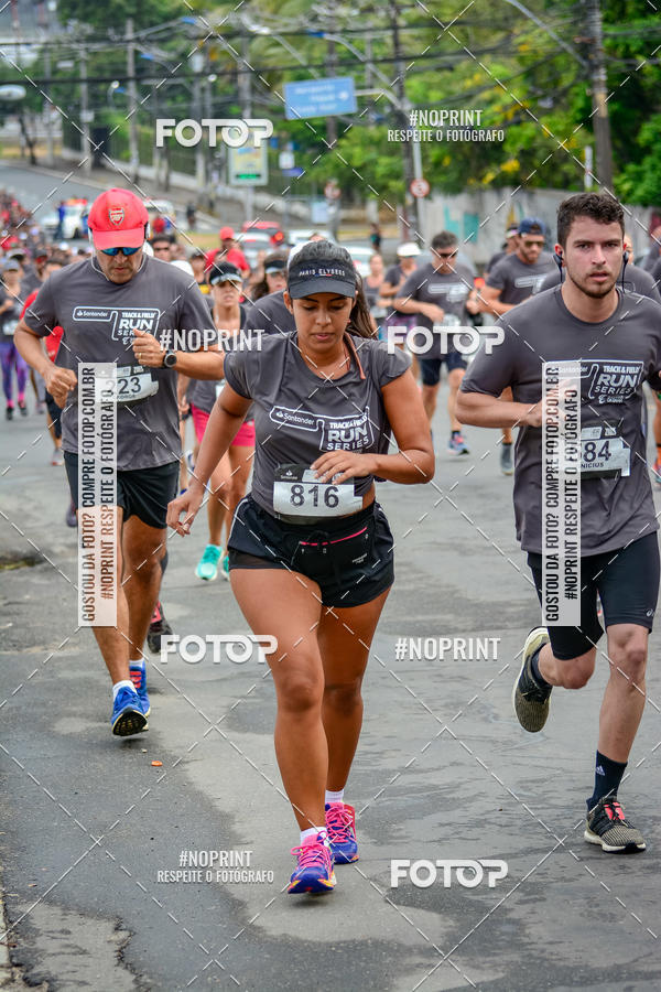 Buy your photos of the eventSantander Track&Field Run Series - Shopping da Bahia on Fotop