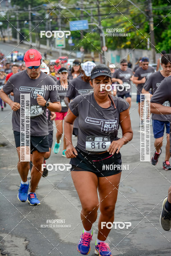 Buy your photos of the eventSantander Track&Field Run Series - Shopping da Bahia on Fotop